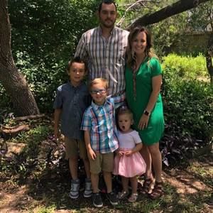 Meet your Posher, Corin